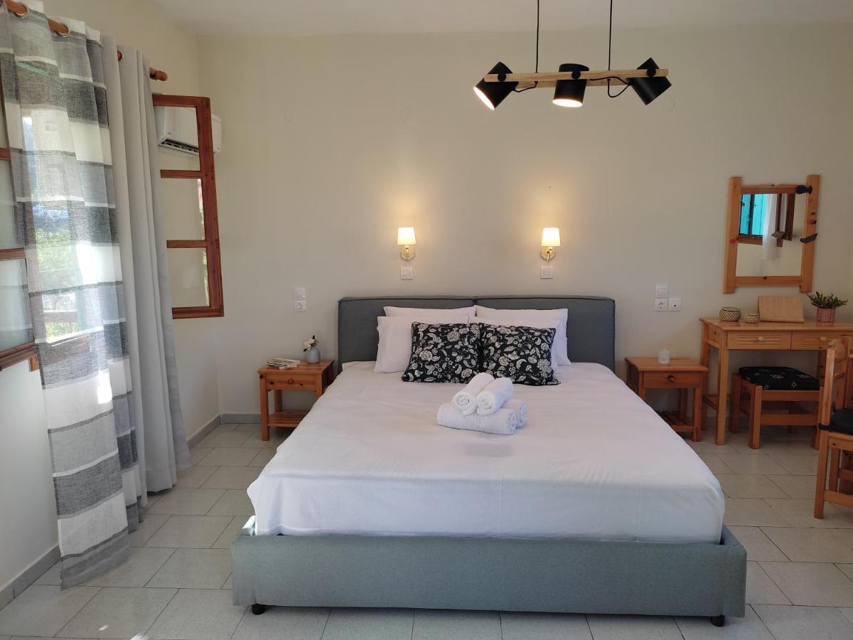 Dafnes Hotel Skopelos Eksteriør billede