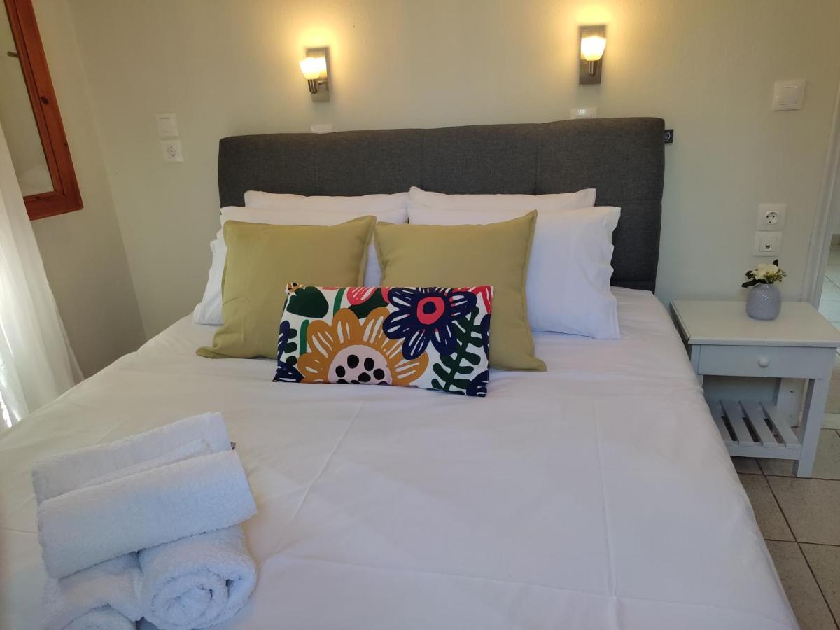 Dafnes Hotel Skopelos Eksteriør billede