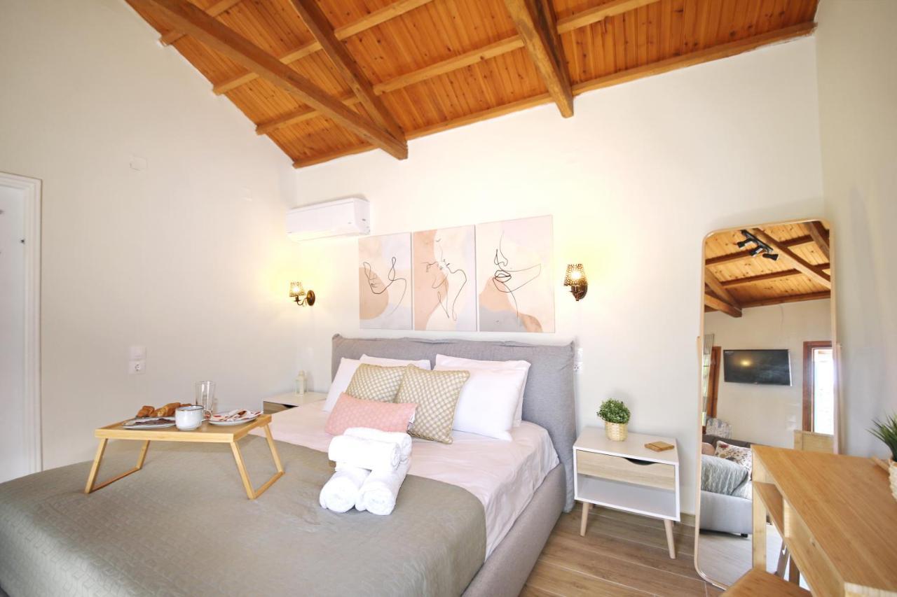 Dafnes Hotel Skopelos Eksteriør billede